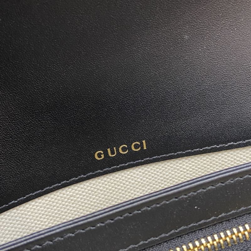 Gvc*1 horsebit bags